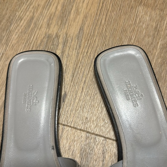 Hermes Oran Grey Leather Slides Beaded Sparkle 39 - Picture 4 of 9